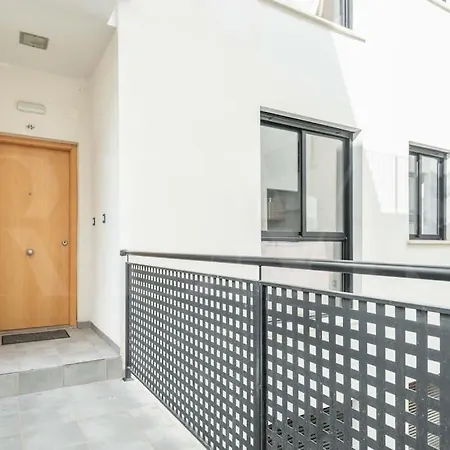 Apartment Inviting In The Center By Rems *